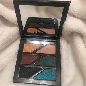 The Estée Edit Gritty Palette by Estée Lauder